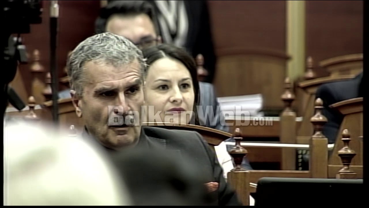 'Kujtim Gjuzi i parë' e ndërpret, Rama: Lartmadhëni, trego edukatën monarkike