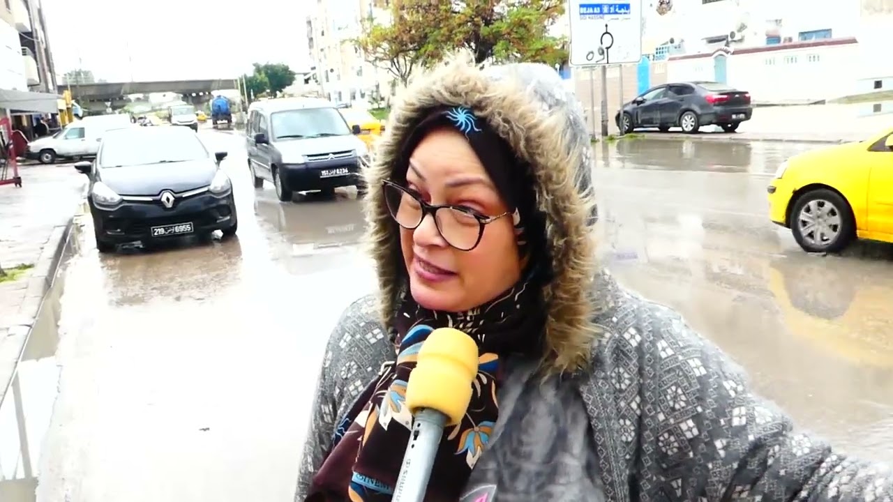 حومتنا تعاني من كل شئ من المياه الراكدة و الناموس و شبابنا ضايع بالحاجات الخايبة لازم ينقذو أولادنا 