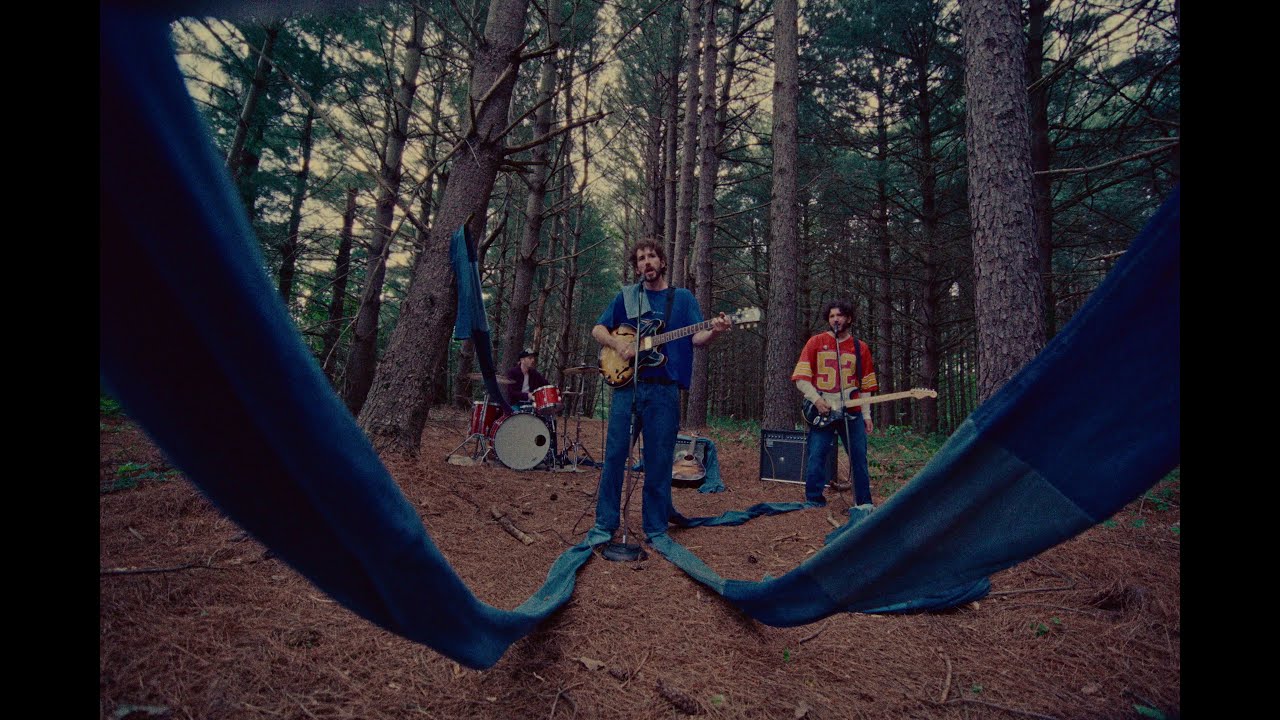 The Band CAMINO - Baggy Jeans (Official Video)