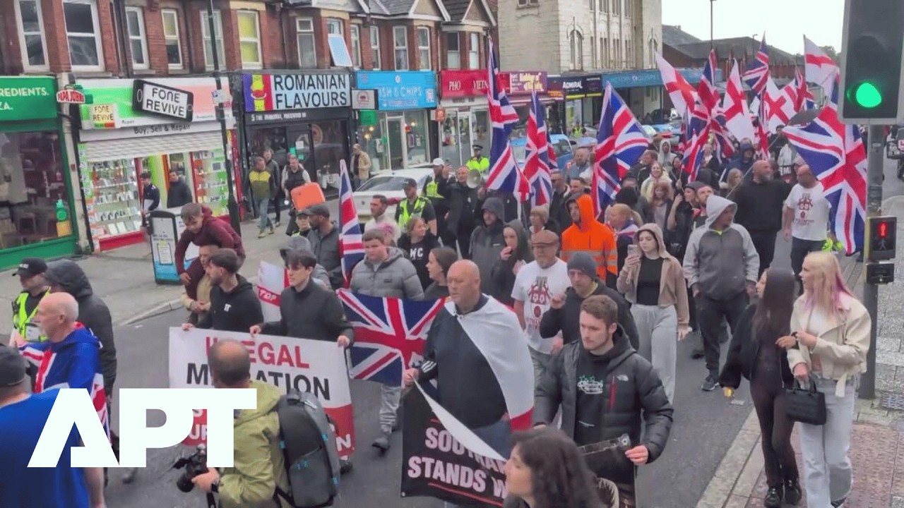 &lsquo;Send Them Home!&rsquo;: Anti-Immigration Rally Draws Heavy Police Presence in Southampton | APT