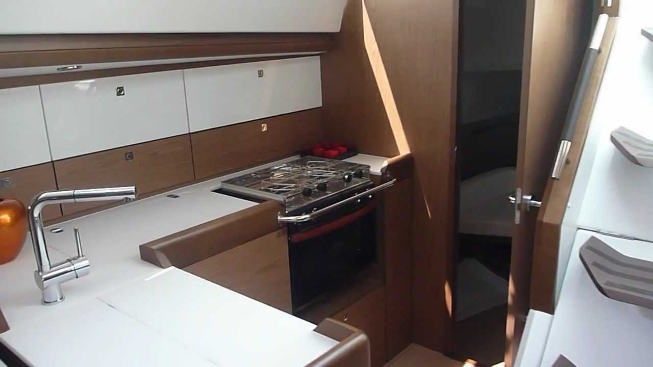 Sea Ventures NEW Jeanneau 44DS Interior