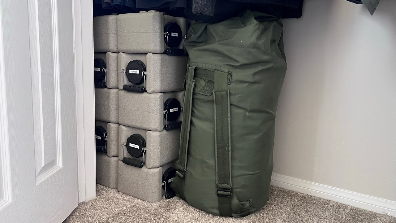 15-day emergency water/food supply. Perfect for apartments and smaller spaces.