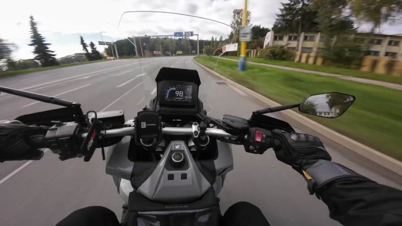 Honda X-ADV 750 relaxing autumn ride, part 1 [SC-Project]