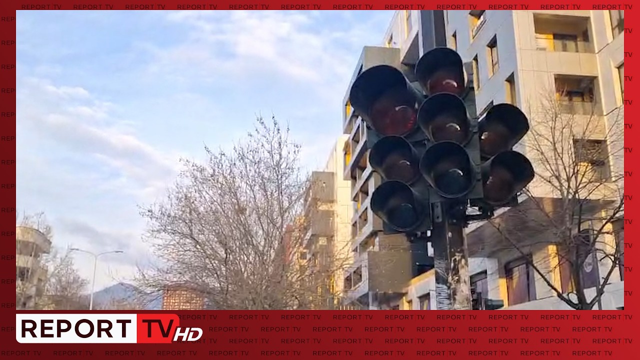 Qarkullimi në kaos, semaforët në zonën e Ish-parkut në Tiranë jashtë funksioni
