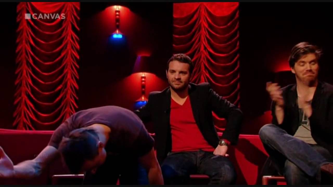 Mag ik U kussen met Showbizz Bart S02E07 HD