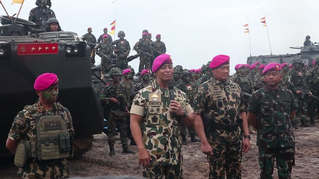 Latihan Bareng Prajurit Asing  di Pantai Todak Singkep
