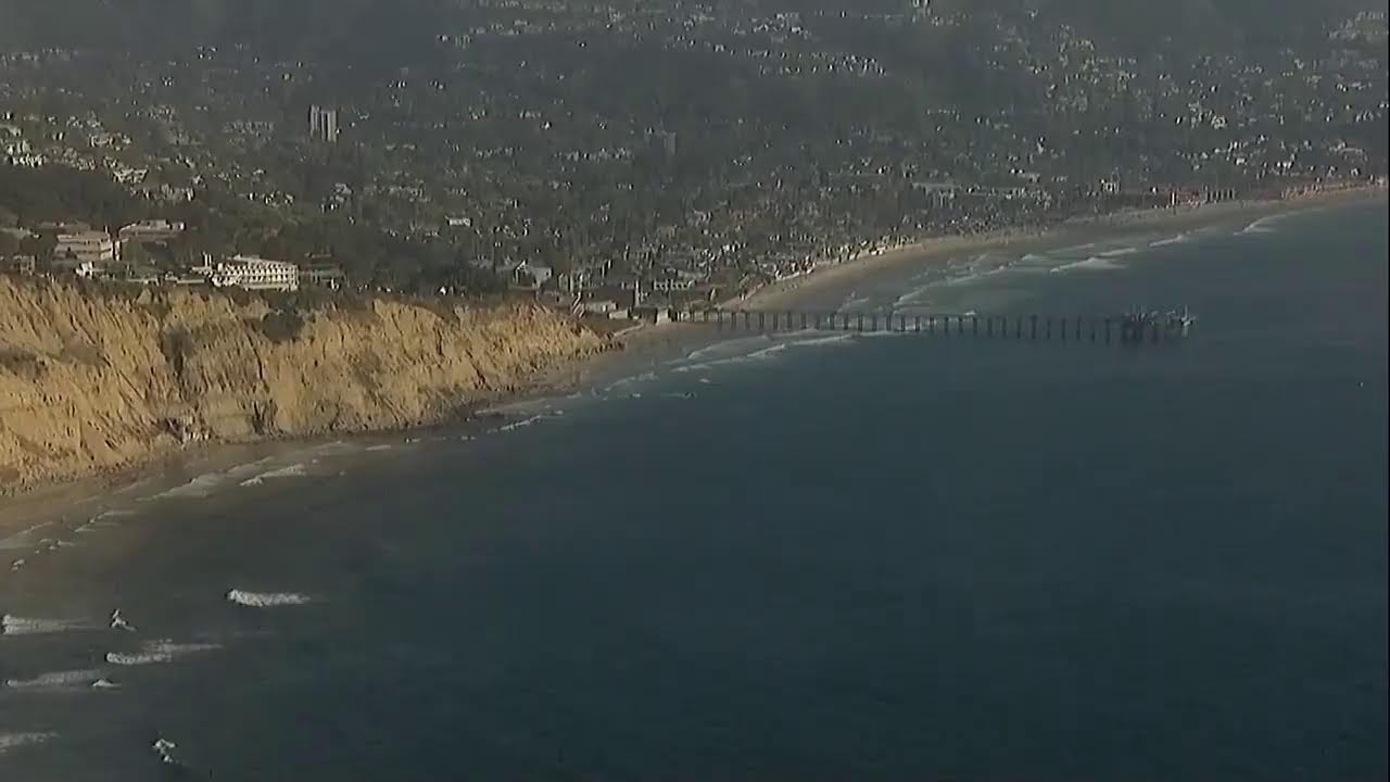 WATCH LIVE: Brush fire persists in Del Mar, Sky10 brings you view from above