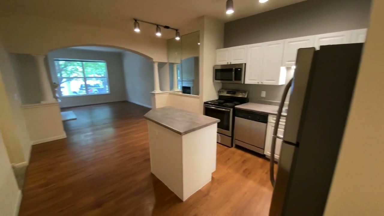 3 Bedroom Apartment Tour - Aurora, Colorado - Windsor at Meadow Hills