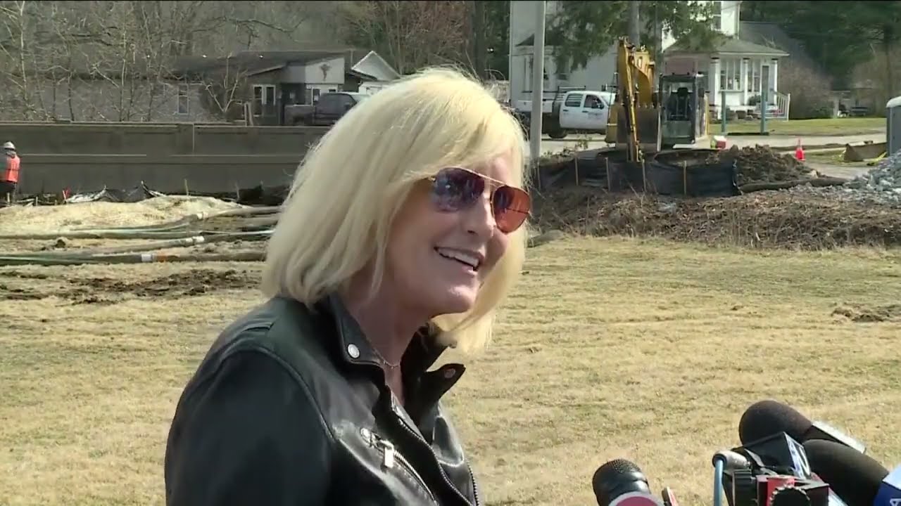 Erin Brockovich in East Palestine: 'Something is not right here'