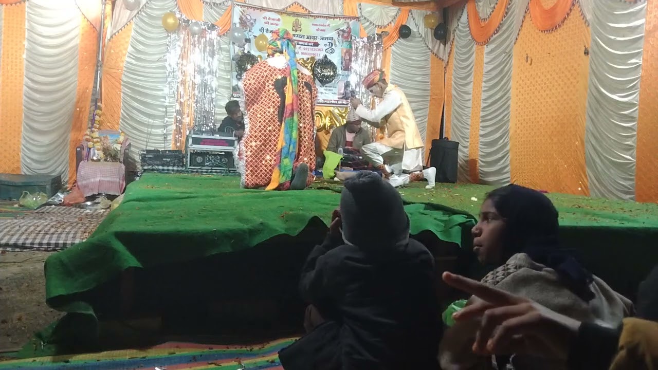 ग्राम मगी मैं गणपति को मानते हुए चले कथा की ओर प्रभु लाल औरबद्री लाल9893209021।9521830363 लाइव और सब