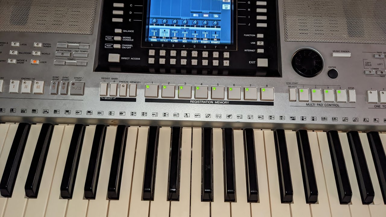 uko wacuranga seben neza na bass igezweho mu ndirimbo// kwiga gucuranga piano 🎹🥰