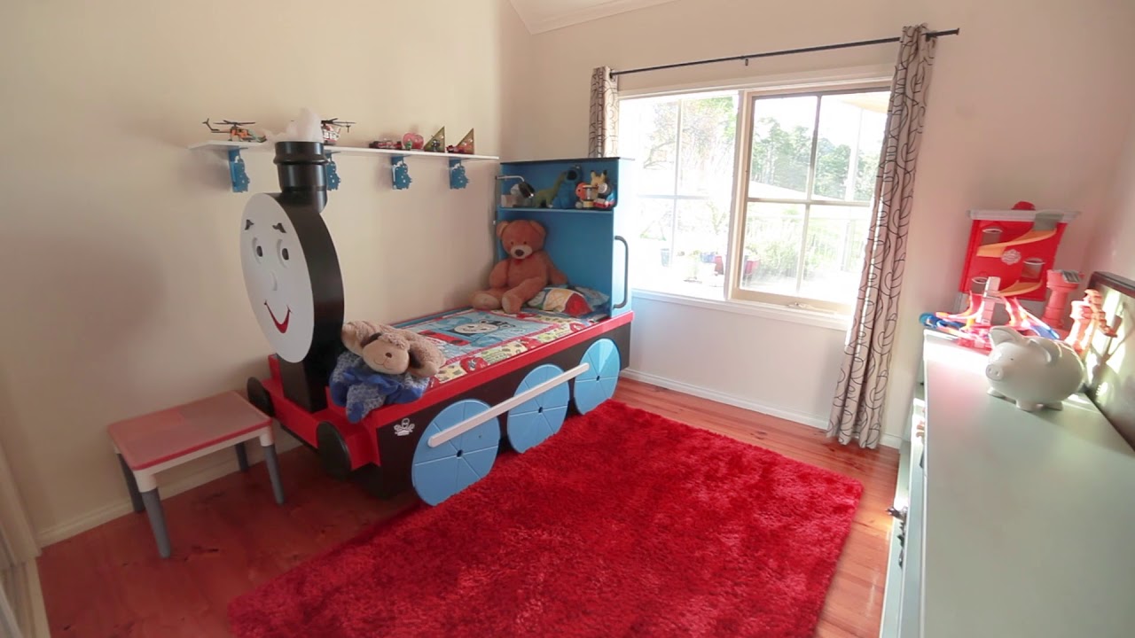 HARCOURTS   285 Pakenham Rd, Pakenham Upper