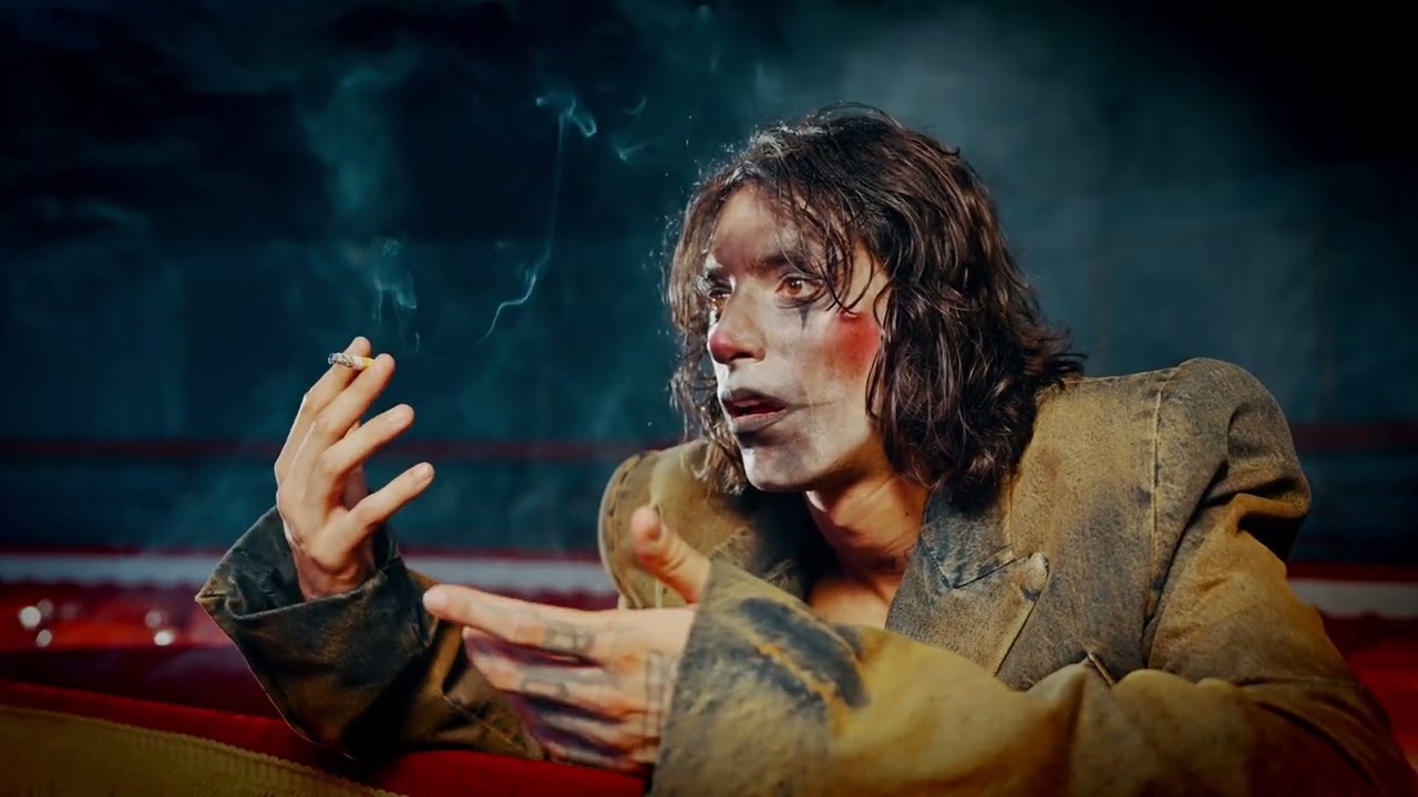NASKA - E Mi Diverto (Lyric Video Ufficiale)