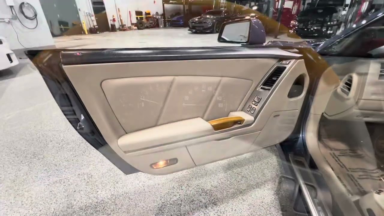2006 Cadillac XLR