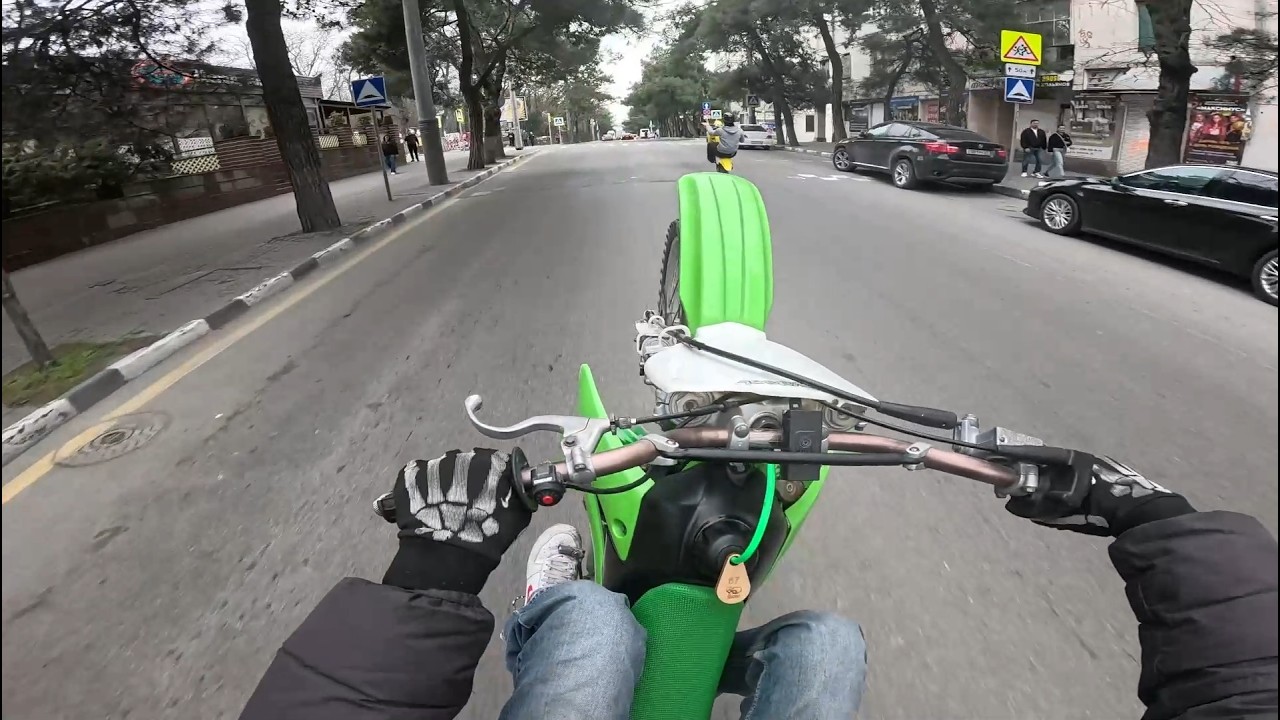 KX85 VS RM85 TRAFFIC BATTLES (rm died)