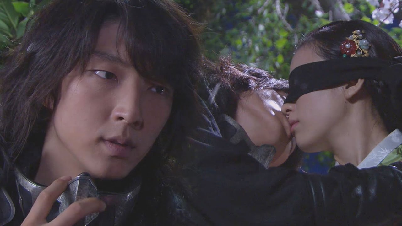 Lee Jun Ki &hearts; Han Hyo Joo, Sweet Blind Kiss｜이준기, 한효주 눈 가리고 &lsquo;키스&rsquo; @일지매 15회 20080709