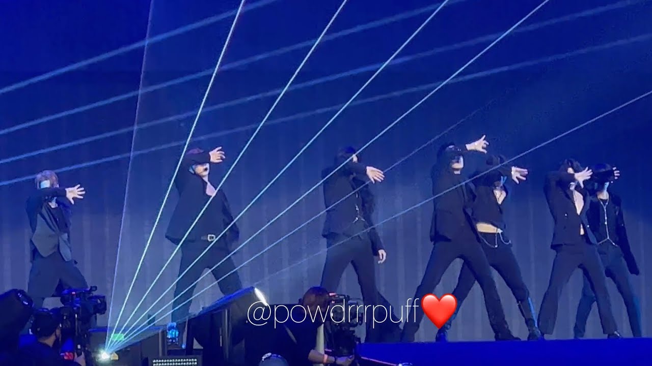 211201 FANCAM - Blood Sweat Tears / Fake Love - BTS PTD Day 3 @ SOFI - 4K 직캠