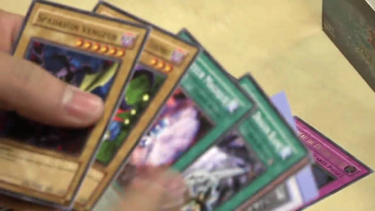 Yugioh! 2010 Boosters Pack Du Duelliste Kaiba - www.ultrajeux.com (Open The Box)