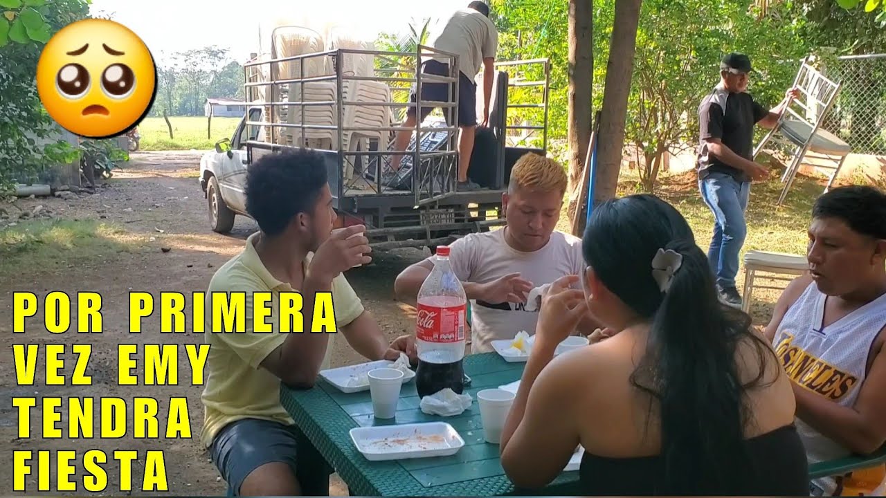 En Plena Comida Llegó Un Carro Cargado De Cosas😱Emy Por Primera Vez Tendrá Fiesta De Cumpleaños🥺🥳