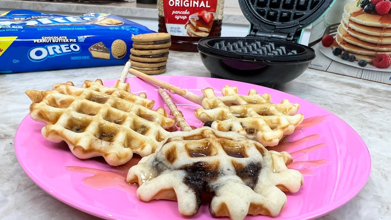 Peanut Butter Oreo Waffle Pop