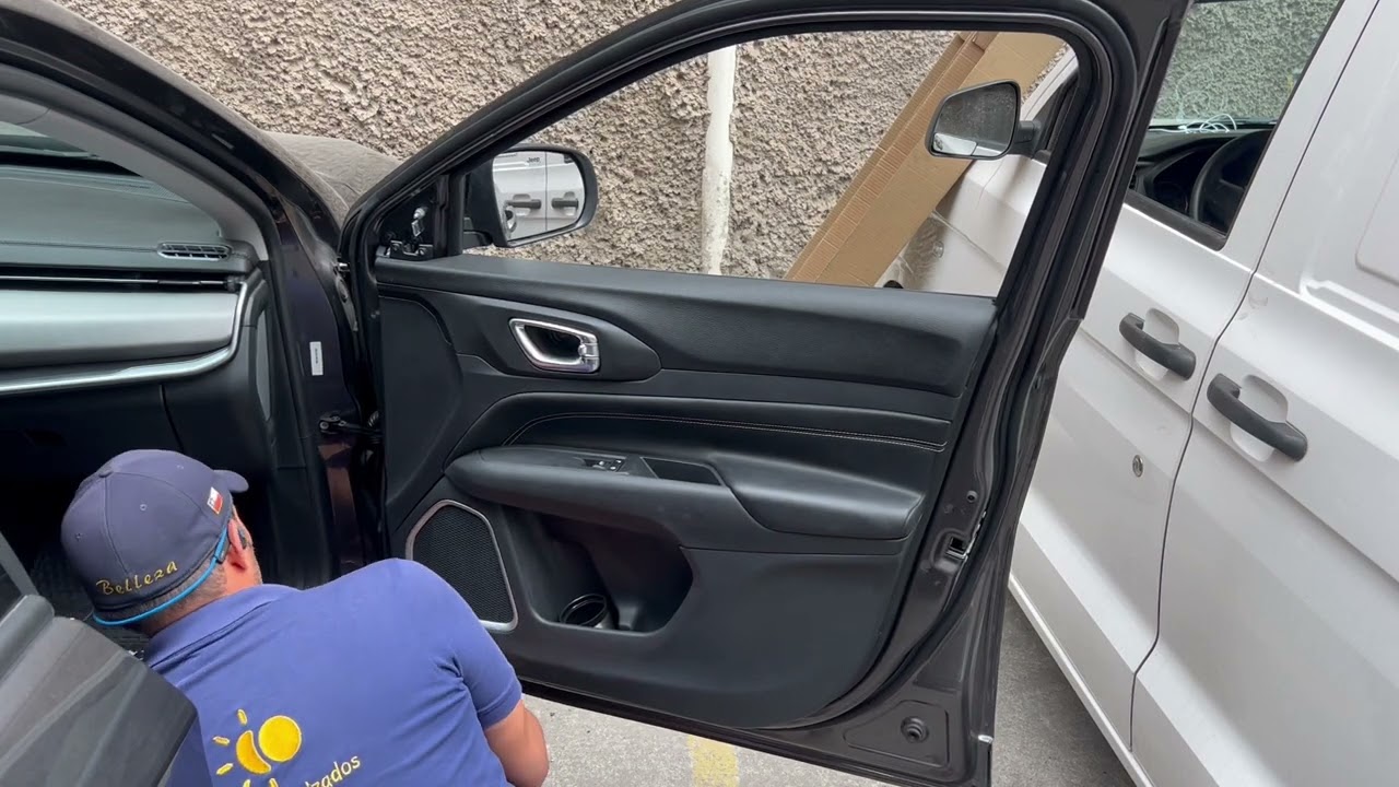 JEEP COMPASS 2024, DESTAPIZAR, DESCARTERIZAR, DESMONTAR, DESARMAR, PUERTA DELANTERA