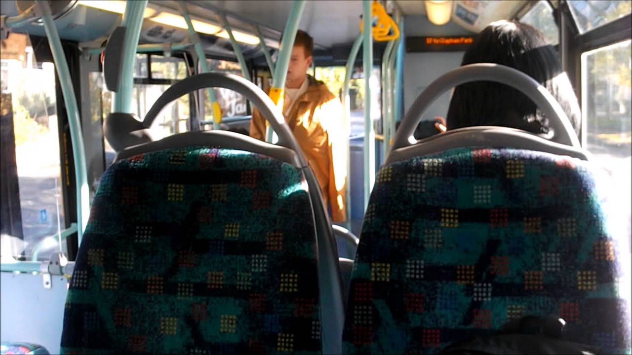 Route 57 (VLE5 PG04WHH) Volvo B7TL 10.1m / East Lancs Myllennium  Vyking (VE) London United