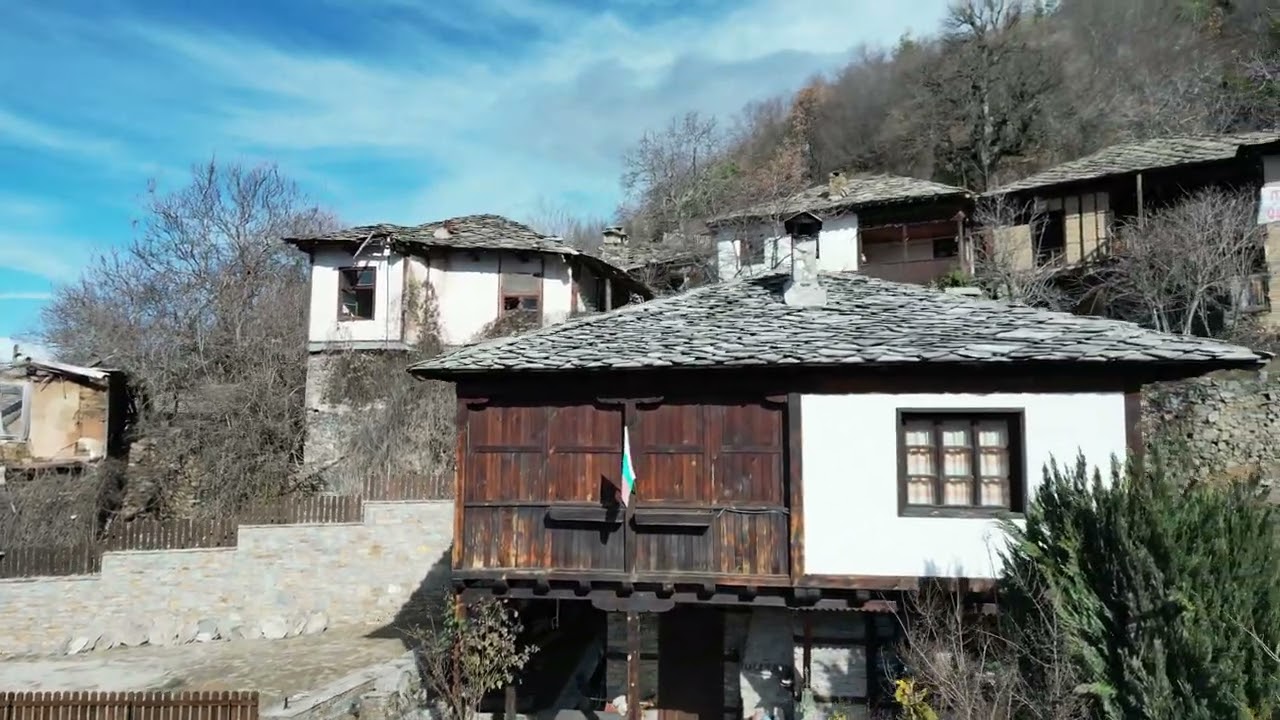 Село Лещен   Village of Leshten
