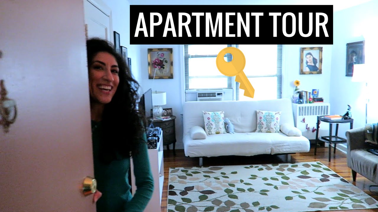 My Studio Apartment Tour - KC Country Club Plaza