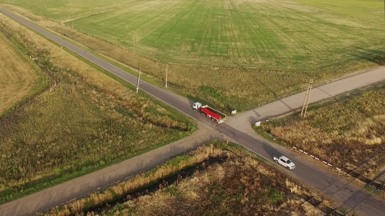 La pasada del tren a Tornquist desde el DJI Phantom 3 advanced.