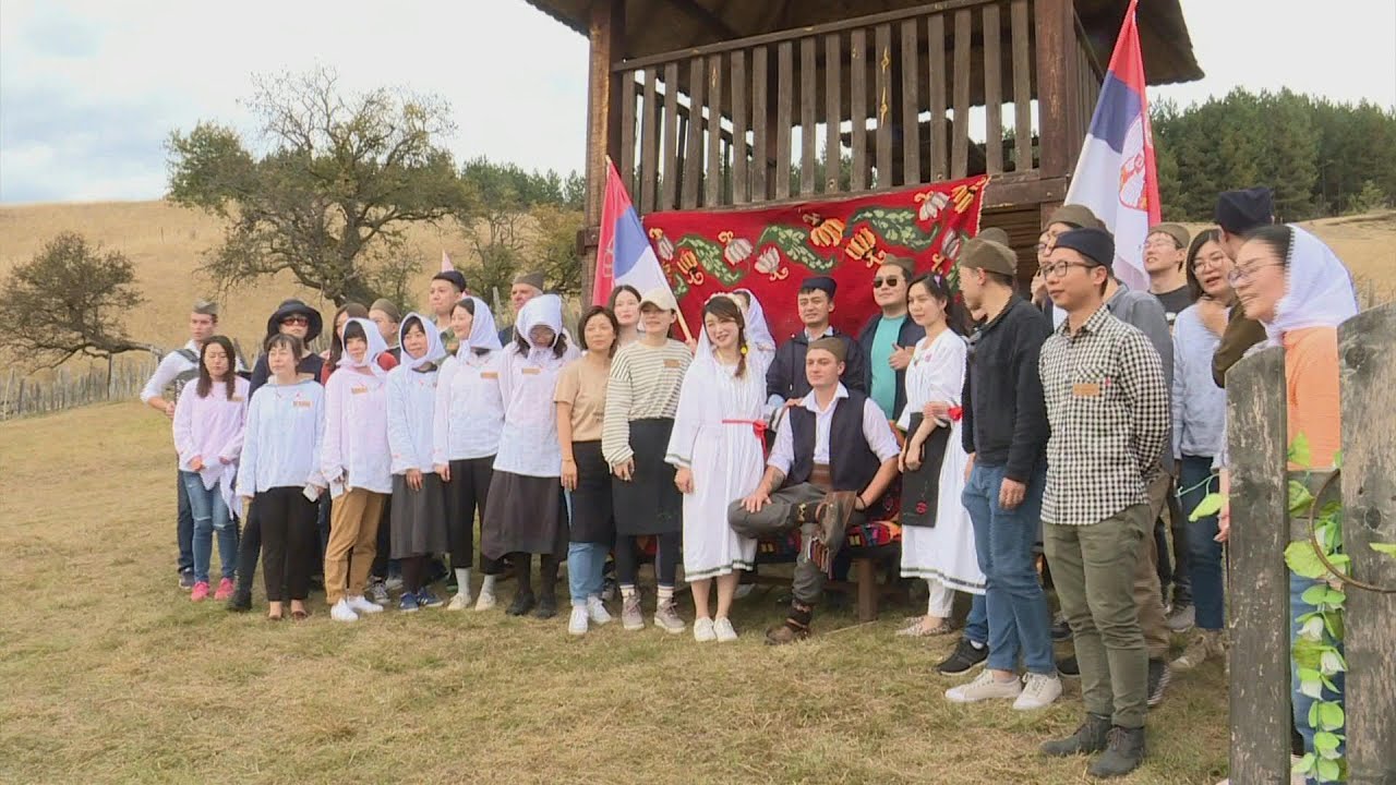 Chinese tourists say 'I do' to Serbia | AFP