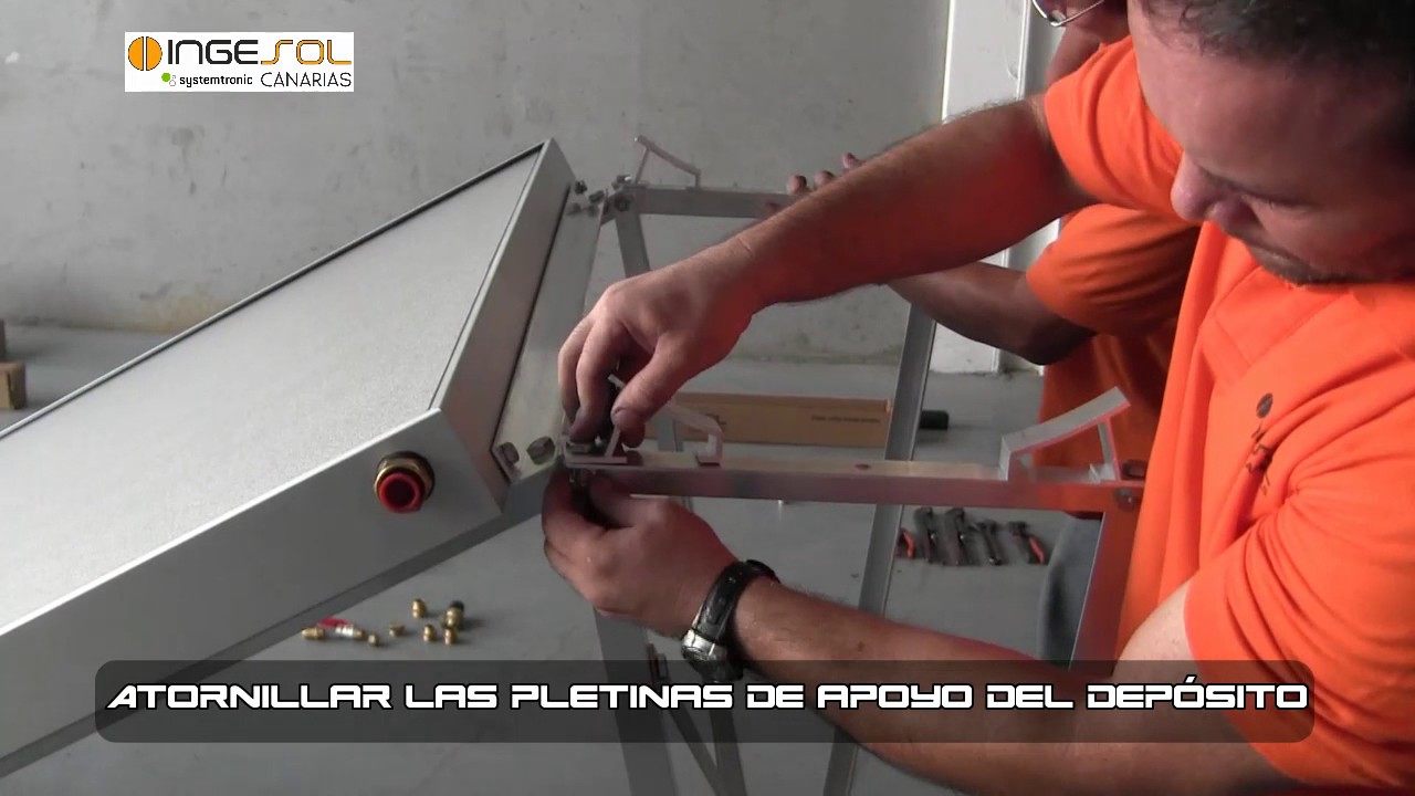 Montaje equipo termosifón 150 DAUL