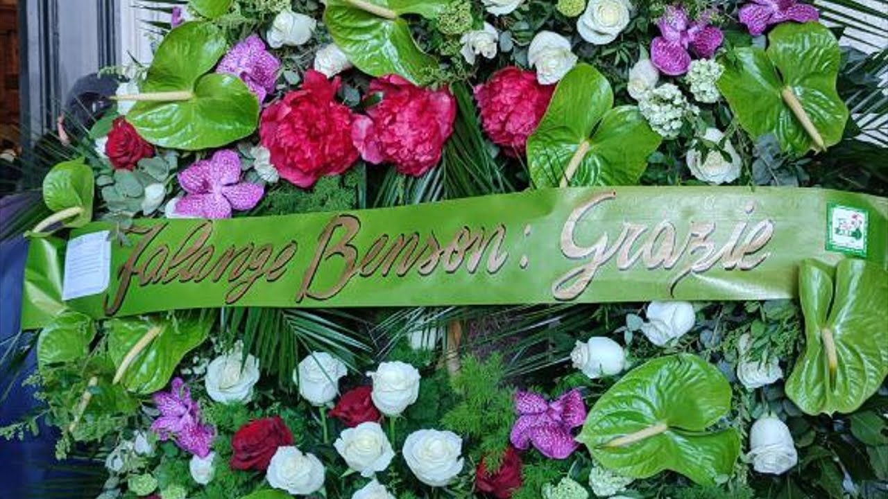 La Falange Benson al funerale di Richard Philip Henry John Benson