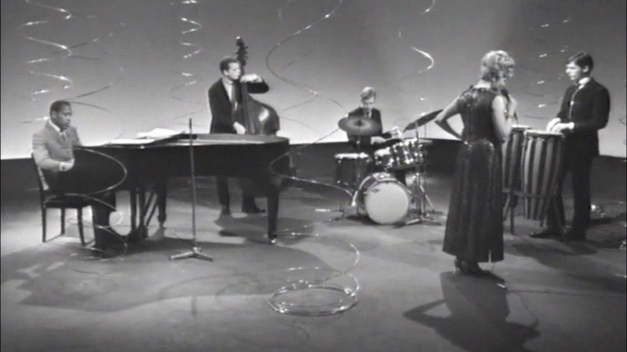 Karin Krog & Kenny Drew Quartet - Caravan (Live, 1967)