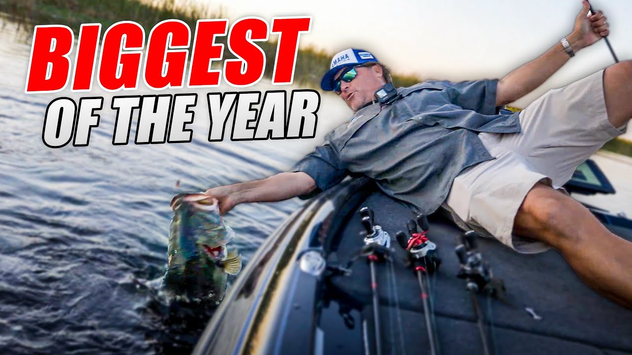 MY BIGGEST BASS of the Year! - Lake Okeechobee