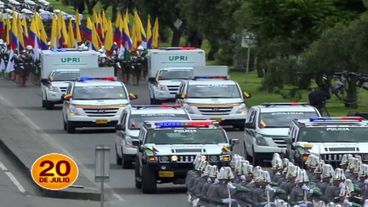 Desfile Policía Nacional conmemoración 20 de julio día de la independencia - policiadecolombia