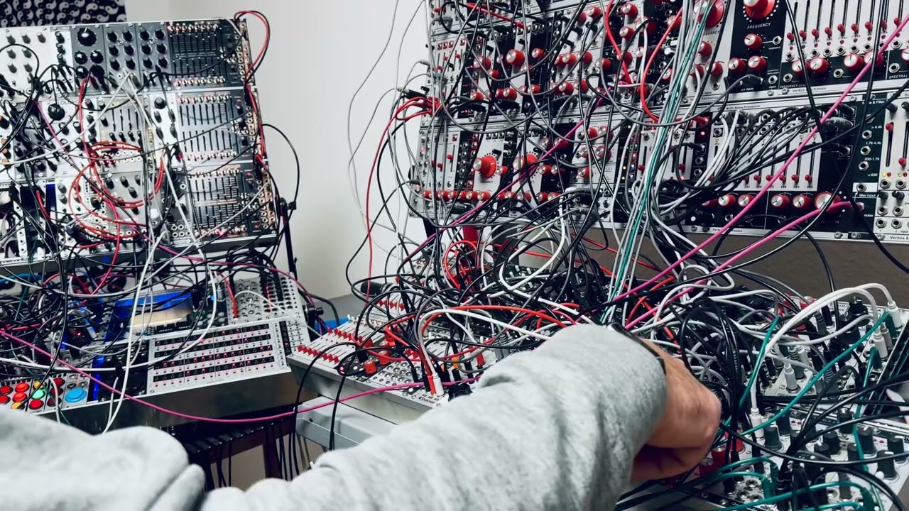 MIDIRAUSCH - 🦋🌸🧚🏽‍♂️ Modular Electro 🧚🏾‍♀️🌸🦋