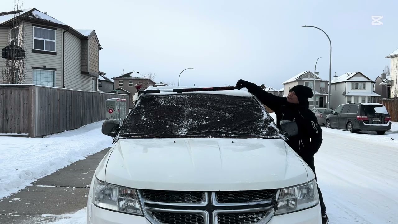 Car shovel  Canada life