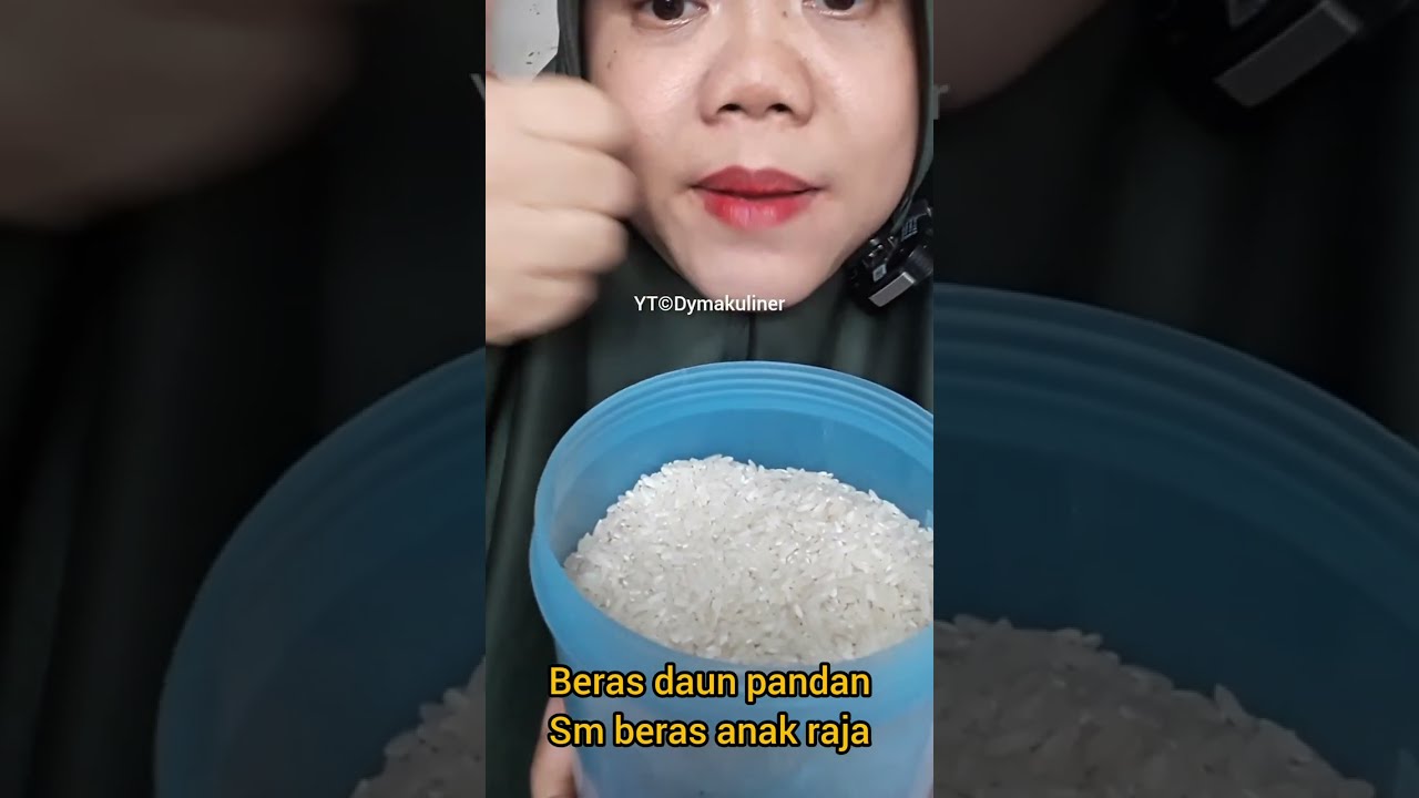 66.DYMA KULINER |Makan Beras Mentah ‪@Dymareal  @dymaaaaa #asmrsounds #asmr #shorts #rawrice