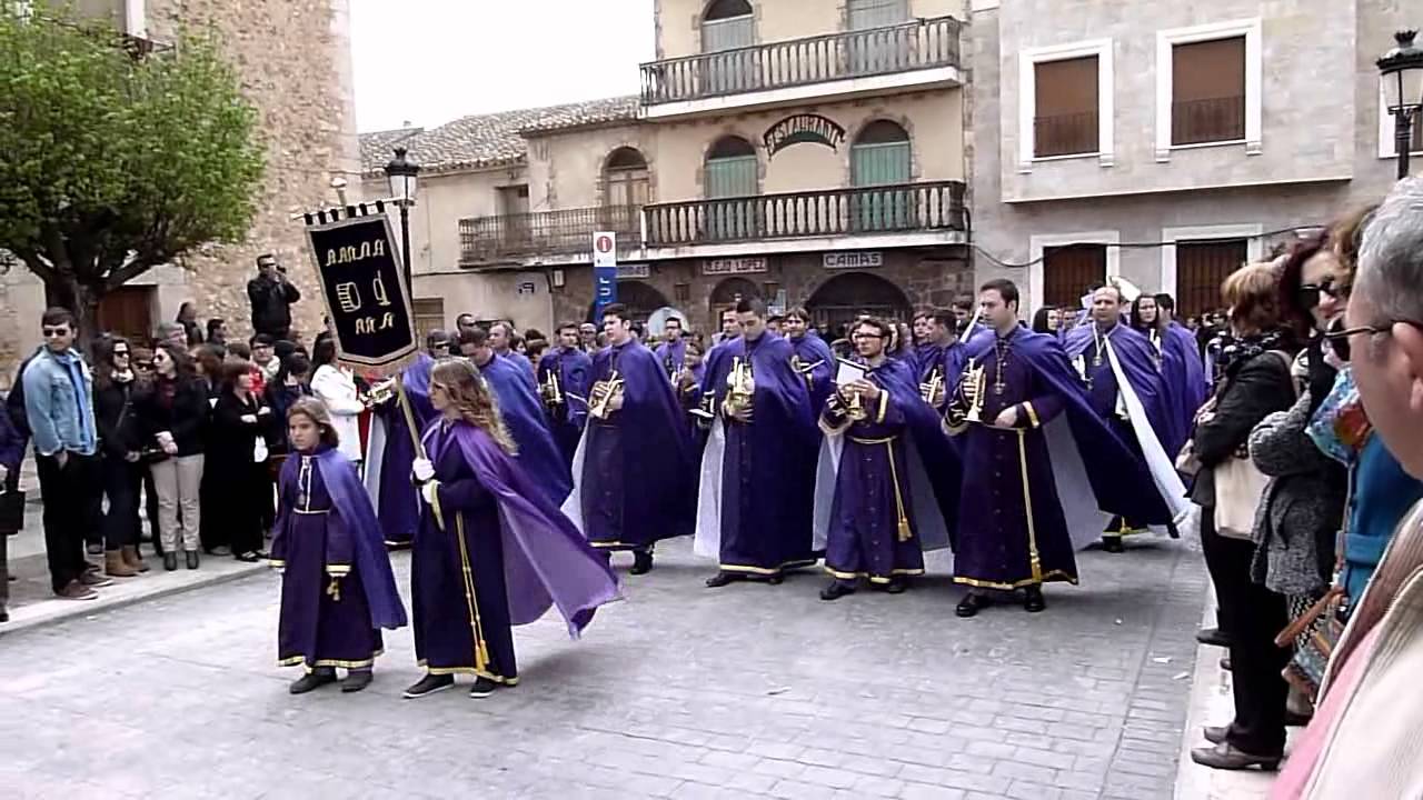 Semana Santa de El Bonillo 2014. LLegada a la Iglesia. Procesion el abrazo.
