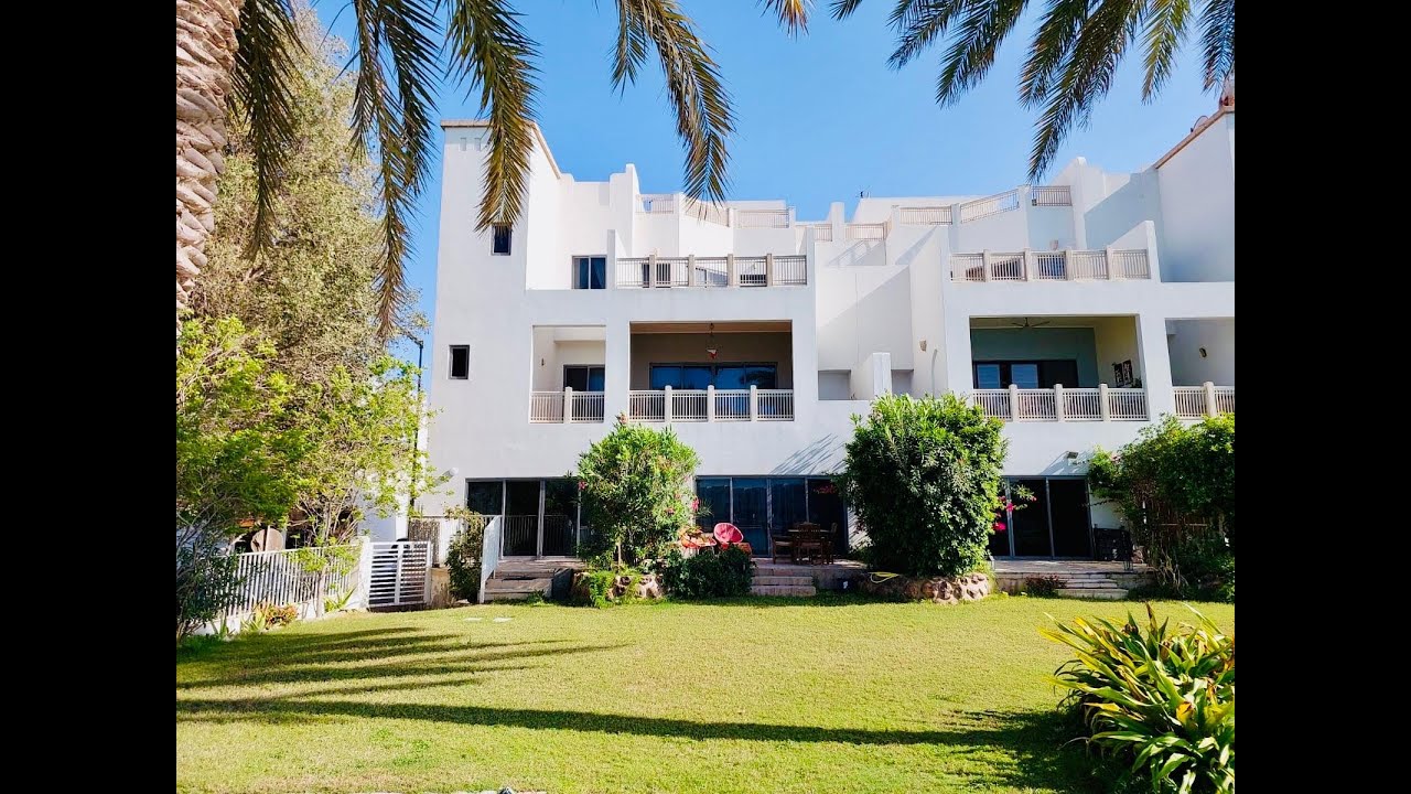 Beachfront Villa | Navy Approve| Maid Room| Garden