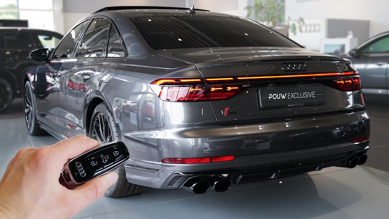 2022 Audi S8 (571hp) - Sound & Visual Review!