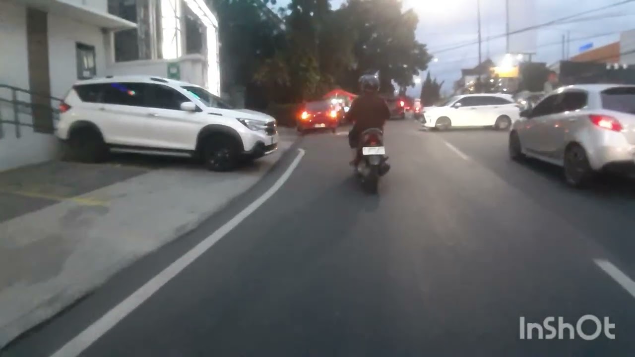 NGABUBURIT NUNGGU BUKA PUASA...!!!
