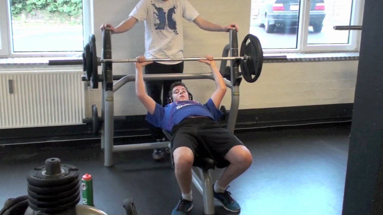 15 years old benching 181 pounds (82,5 kg)