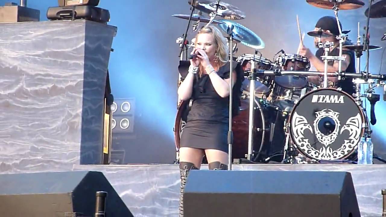 Nightwish - Dead to the world @ Graspop 2009