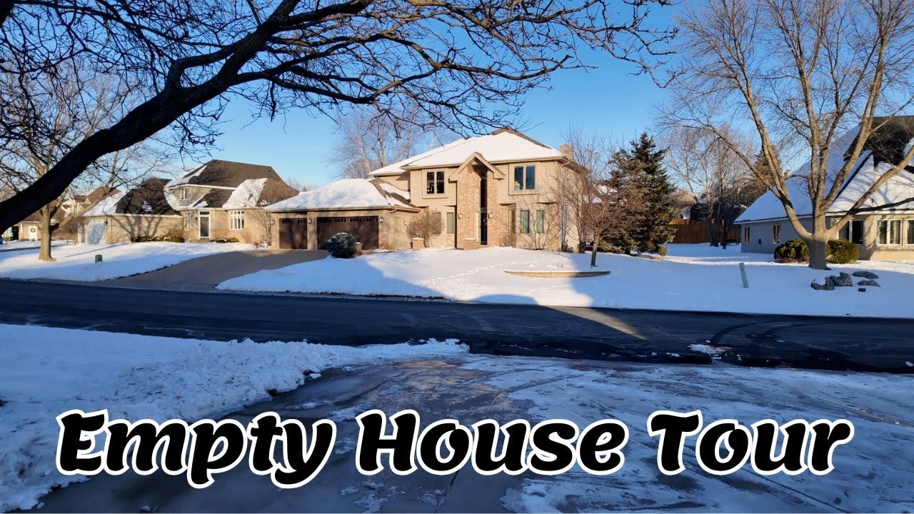 Empty House Tour: Step Inside!