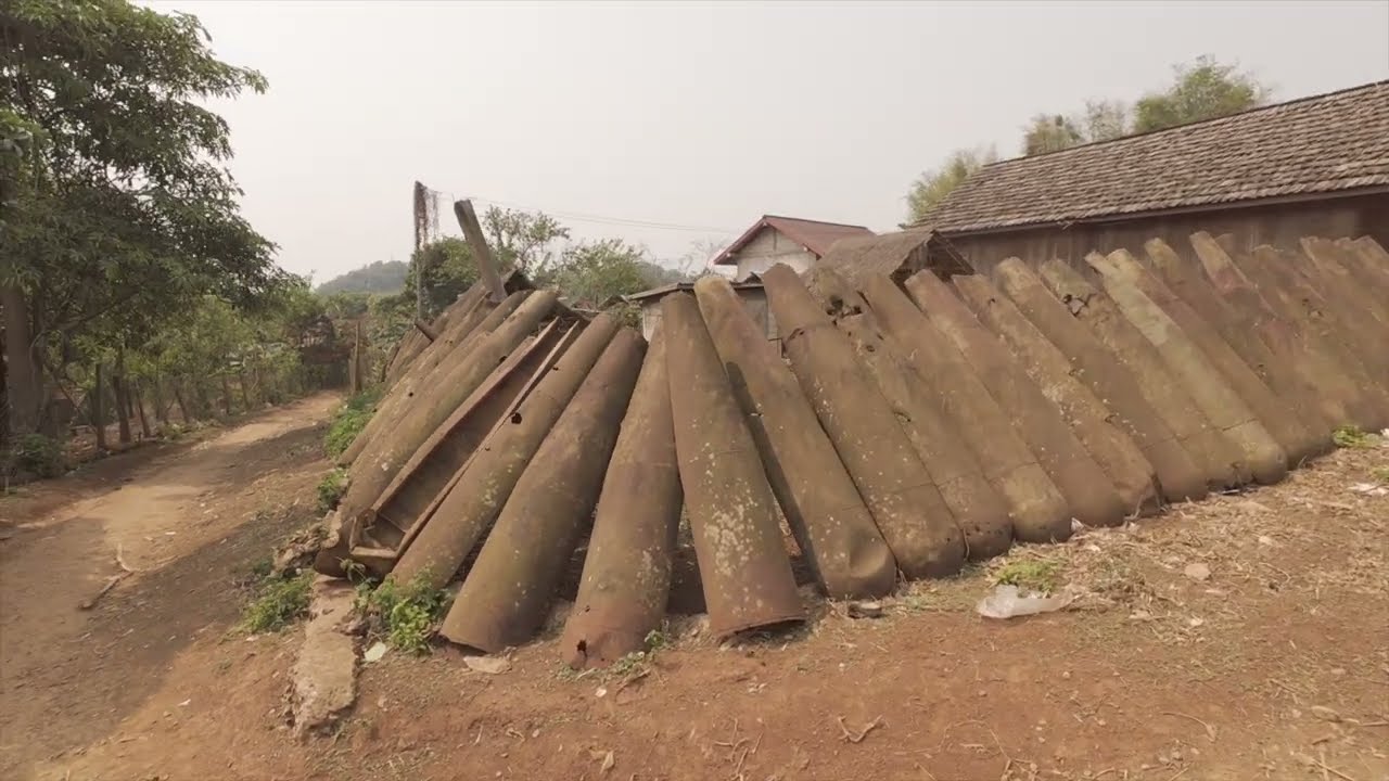 EP73.หมู่บ้านระเบิD ถ้ำปิว ทุ่งไหหิน Cannonball Village , Tham Piew Cave ,Plain Of Jars