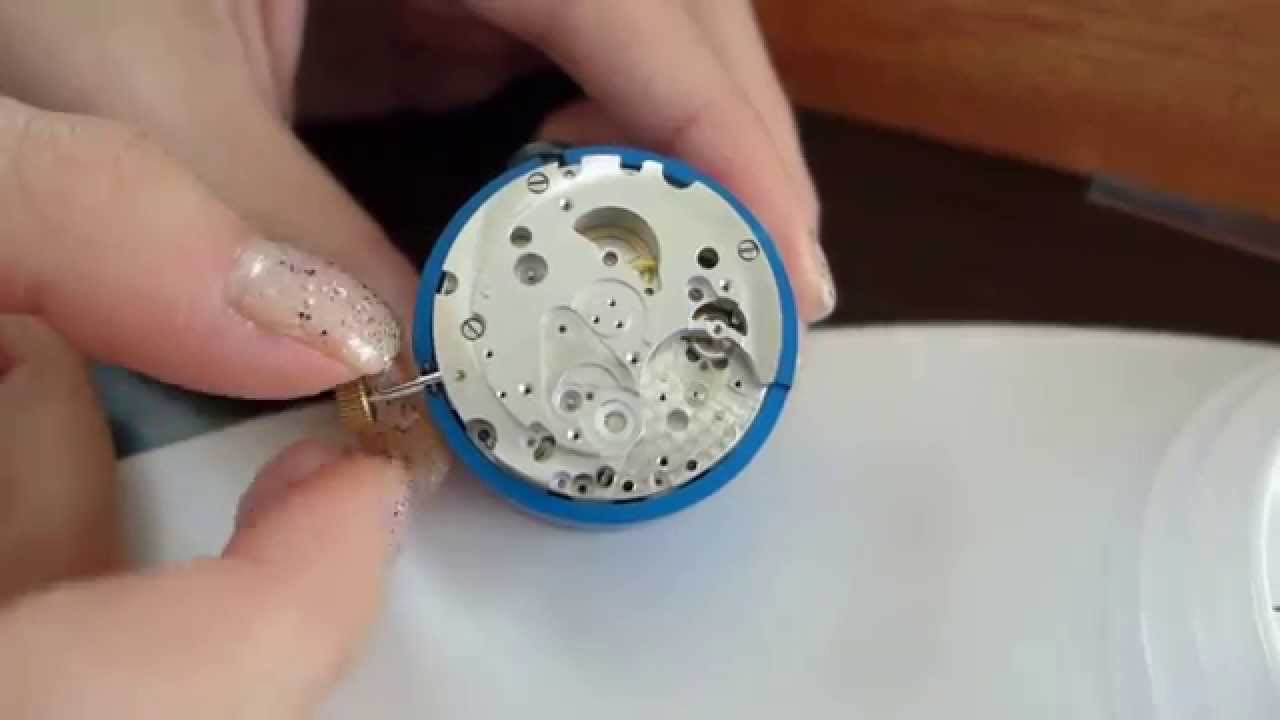 Assembling The Panerai P.9000 Automatic Movement