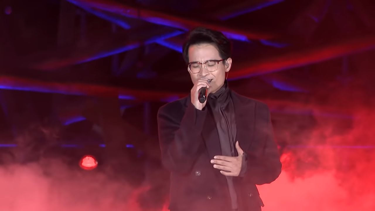 [SSS Concert In Đ&agrave; Lạt - Gấu] Phố M&ugrave;a Đ&ocirc;ng (Opening) - H&agrave; Anh Tuấn