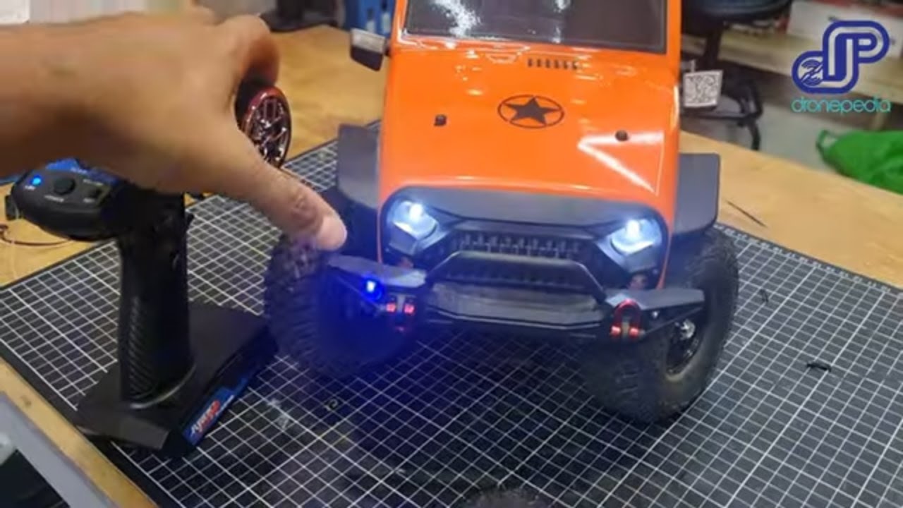 Controla todas las luces de tu carrito facil con este control RC super economico FLYUEACE T-6819B