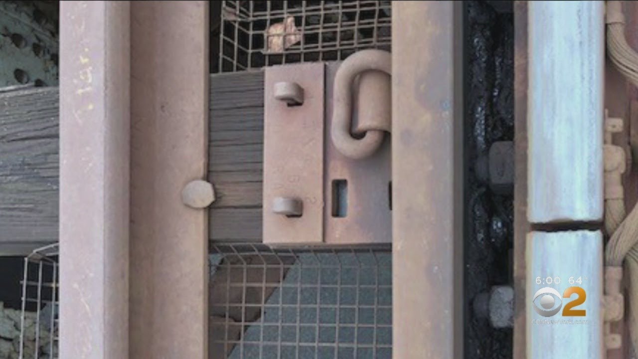 MTA Says Inspector Missed Problems Where Bolt Fell On Car
